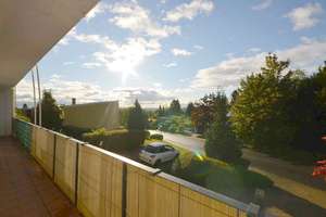 Herrliche Aussicht über Salzgitter: 4-Zimmer-Wohnung mit großem Balkon in beliebter Wohngegend... – Die vollständige Adresse der Immobilie erhältst du vom Anbieter., 38259 Salzgitter-Bad, Salzgitter – Vorschaubild 3