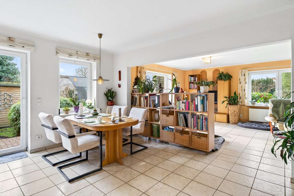 Immobilie in Harrislee - Sorglos ankommen - Barrierefreier Bungalow in zweiter Reihe - Bild 1