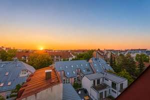 Charmante Dachgeschoss - Maisonettewohnung mit Ost - Süd - Loggia über den Dächern von München