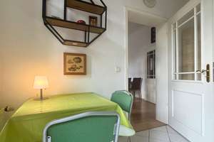 Helle, voll möblierte 2-Zimmer-Wohnung in Altbau in Berlin-Karlshorst – zur Miete für 6–9 Monate – Friedrichsteiner Straße 0, 10318 Karlshorst, Berlin – Vorschaubild 9