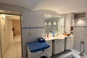 Geräumige 4,5-Zimmer-Wohnung mit Garten und Einbauküche in Gladbeck – Kirchhellener Str. 38, 45966 Gladbeck – Vorschaubild 19