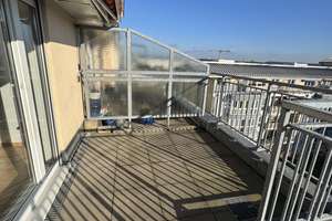 Property thumbnail 12