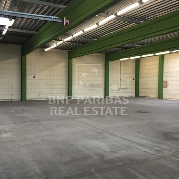 Ebenerdige Lager-/ Produktionsfläche 