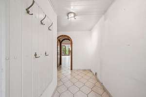 Familienglück in ruhiger Wohnlage-gepflegtes Reihenmittelhaus mit Garten, Terrasse und Garage – 67067 Gartenstadt, Ludwigshafen am Rhein – Vorschaubild 2