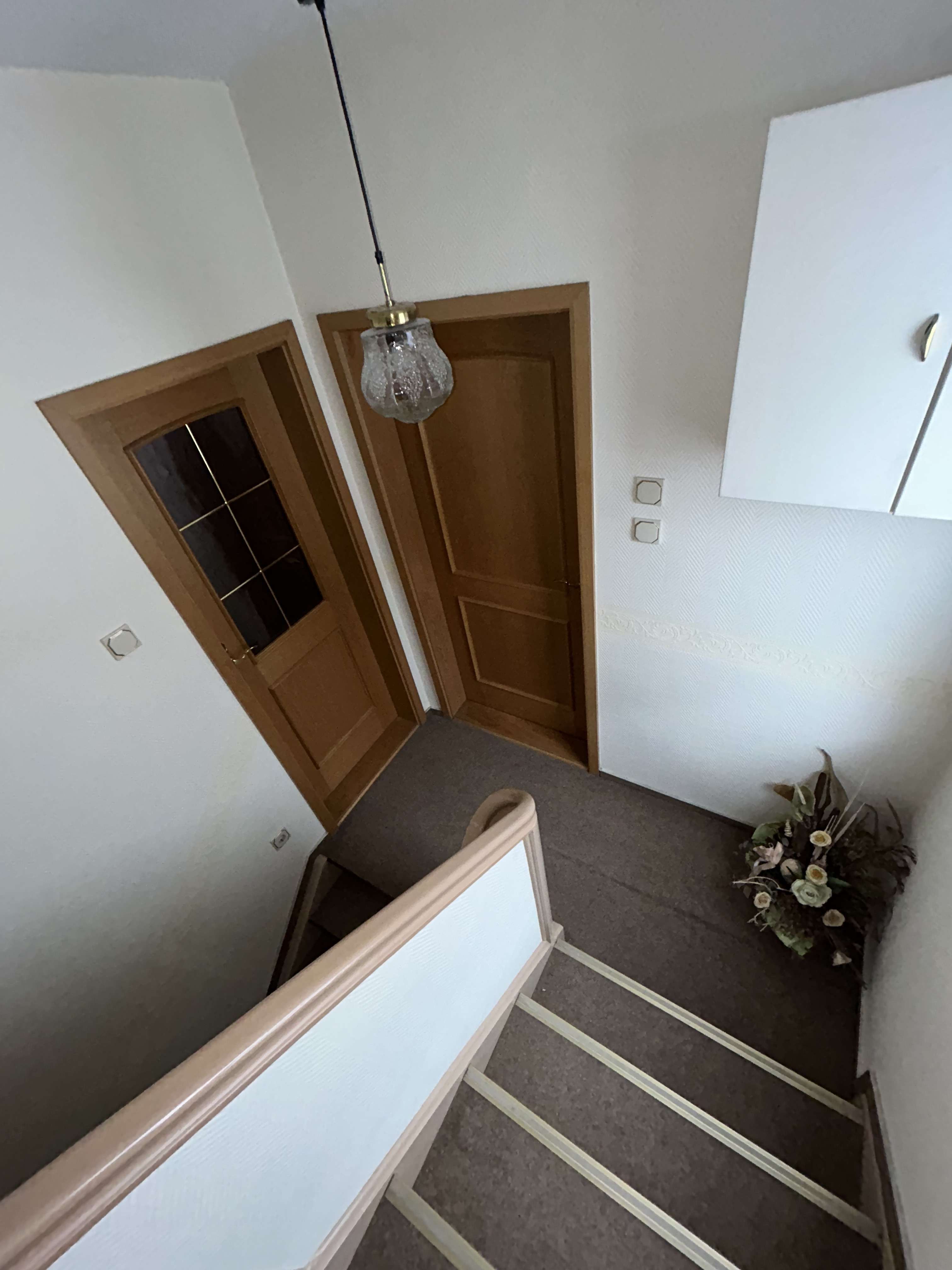 Immobilie in Floh-Seligenthal - Verkaufe interessante Bestandsimmobilie mit Werkstattanbau, Innenhof und kleinen Garten am Bachlauf! - Bild 1