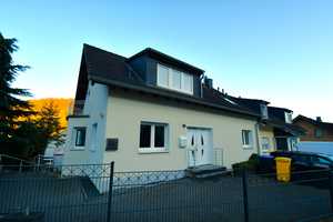 Neuwertiges Einfamilienhaus mit Einliegerwohnung und traumhaftem Blick über das Ahrtal – Ahrweiler (Kreis) – Vorschaubild 1