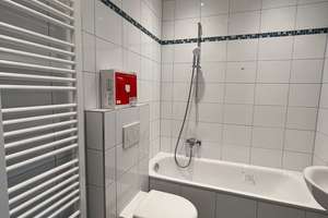 München Am Harras  super tolle 2 Zimmer Altb.-Whg. Parkett, gr. Küche mit EBK - WG möglich TOP. 1.9. – Am Harras 14, 81369 Untersendling, München – Vorschaubild 15