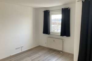 Sehr schöne renovierte  1,5-Zimmer-Wohnung mit Balkon – Sonnenstraße 9, 90763 Nördliche Südstadt, Fürth – Vorschaubild 2