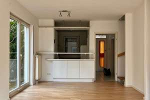 Familienfreundliches "Raumwunder" in Lichterfelde-West: REH mit rund 170 qm Wohn-/Nutzfläche! – Die vollständige Adresse der Immobilie erhältst du vom Anbieter., 12205 Lichterfelde, Berlin – Vorschaubild 4