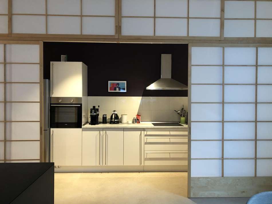 Küche mit Schiebetür