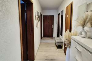 Helle 3,5 Zimmer Wohnung mit Balkon, EBK, Aufzug und Waldrandlage auf dem Haidach – Glogauer Straße 17, 75181 Haidach, Pforzheim – Vorschaubild 7