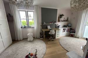 Nähe Simmerleinplatz: Neuwertige, helle XXL-DHH gehobene Ausstattung KFW70-Standard, mit Einbauküche – Warschauer Str. 22 a, 80992 Moosach-Bahnhof, München – Vorschaubild 26