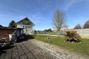 Repräsentatives 2-Familienhaus in toller Ortsrandlage mit Keller, Garage und schönem Garten – Die vollständige Adresse der Immobilie erhältst du vom Anbieter., 76706 Dettenheim – Vorschaubild 17