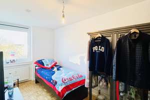 Barrierefreie 3 Zimmer mit Rheinblick-Loggia *Tiefgargenstellplatz *modernisiert *wird frei gezogen – Benrather Schlossallee 36, 40597 Benrath, Düsseldorf – Vorschaubild 8
