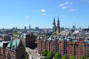 Wohnen über den Dächern Hamburgs - 2-Zimmer-Wohnung im 12. Obergeschoss mit spektakulären Weitblicke