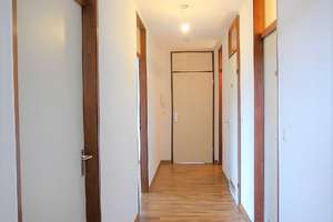 Gut geschnittene 3-Zimmerwohnung mit zwei Balkonen und Fernblick in Bonn-Poppelsdorf! – Die vollständige Adresse der Immobilie erhältst du vom Anbieter., 53115 Poppelsdorf, Bonn – Vorschaubild 2