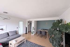 Helle 3-Zimmer-Dachgeschosswohnung in Köln-Weiden