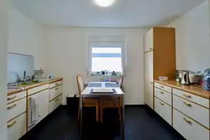 Ruhig gelegenes Reihenhaus mit Wintergarten und Garage ! ! ! – Salzgitter – Vorschaubild 9