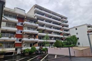 Mediterrane Dachgeschosswohnung mit zwei Balkonen, Einbauküche und Tiefgaragenplatz – Waisenhausgasse 7, 50676 Altstadt/Süd, Köln – Vorschaubild 12