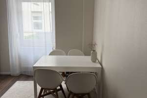 Zentral gelegene Wohnung am Europaplatz – möbliert – Douglasstraße 9, 76133 Innenstadt-West, Karlsruhe – Vorschaubild 8