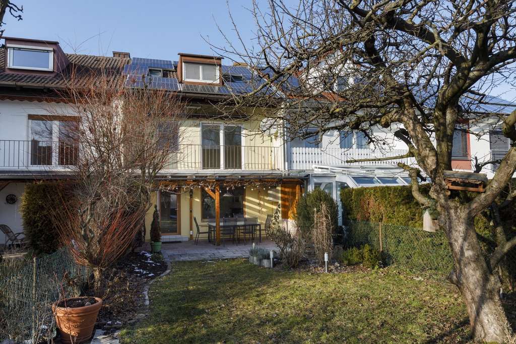 Immobilie in Neufahrn bei Freising - Reihenmittelhaus mit Einzelgarage in Neufahrn - Bild 0