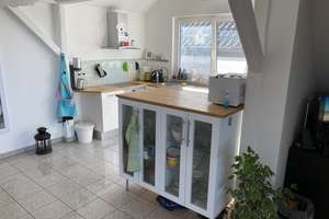 Sonne pur, hohe Räume, großer Balkon, Bad mit Fenster  zw. W-tal und D-Dorf – Altenhofer Str. 182, 42719 Wald, Solingen – Vorschaubild 11