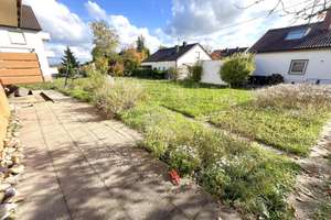 GENERATIONENHAUS! Freist. 3-Fam.-Haus! Sofort beziehbar! 2 Garagen! 2 Stellplätze! Beste Lage! – Die vollständige Adresse der Immobilie erhältst du vom Anbieter., 73257 Köngen – Vorschaubild 2