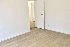 Bezugsfreie 4-Zimmer-Wohnung nahe Tegeler See – Balkon & Familiengrundriss – Die vollständige Adresse der Immobilie erhältst du vom Anbieter., 13507 Tegel, Berlin – Vorschaubild 8