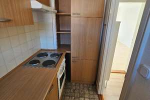 Schöne, helle 1-Zimmer-Wohnung  mit großem Balkon in Kiel-Innenstadt – Die vollständige Adresse der Immobilie erhältst du vom Anbieter., 24103 Exerzierplatz, Kiel – Vorschaubild 3