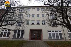 ***WOHNEN im LUTHERVIERTEL mit Balkon *** – Lutherstraße 20, 9126 Chemnitz – Vorschaubild 1