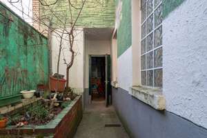 Leerstehendes Mehrfamilienhaus zur Revitalisierung – Die vollständige Adresse der Immobilie erhältst du vom Anbieter., 47798 Stadtmitte, Krefeld – Vorschaubild 9