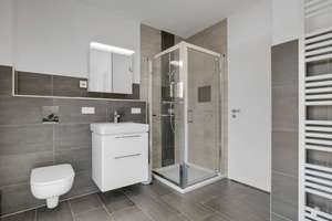 Bezugsfertiger Neubau! Hochwertiges KfW 40+ Haus mit Garage, Südterrasse und Garten in ruhiger Lage – Die vollständige Adresse der Immobilie erhältst du vom Anbieter., 95502 Himmelkron – Vorschaubild 16
