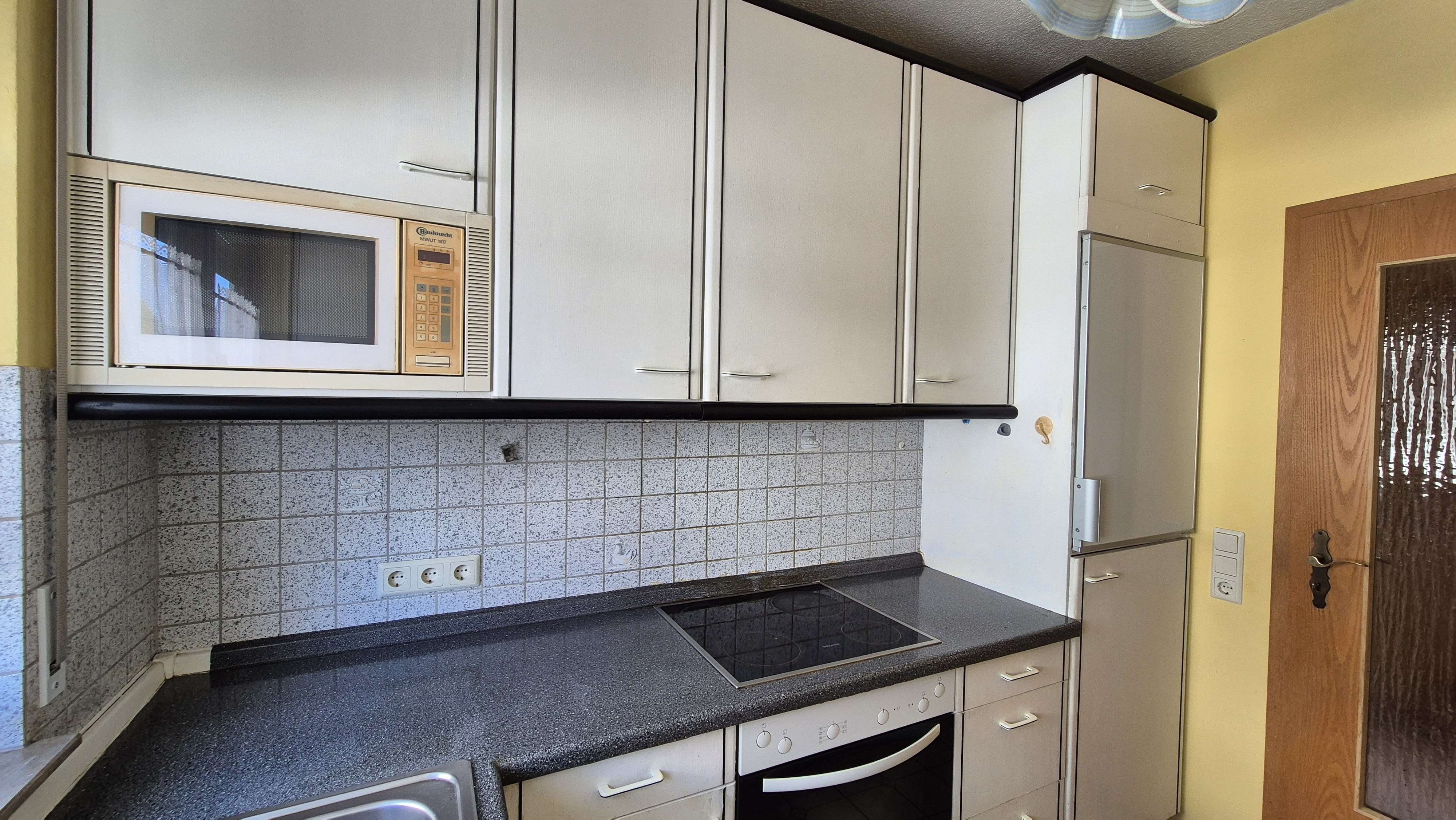 Immobilie in Lingenfeld - Sehr gepflegte 3-Zimmer-Wohnung mit Garage in ruhiger Wohnlage - Bild 2