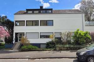 Modernisiertes Ein- bis Dreifamilienhaus in Bad Godesberg -   Muffendorf