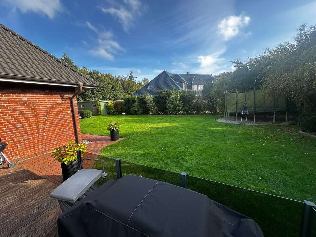 Immobilie in Achtrup - Provisionsfrei: 241 m² EFH mit Wärmepumpe, großem Grundstück und Doppelgarage - Bild 2