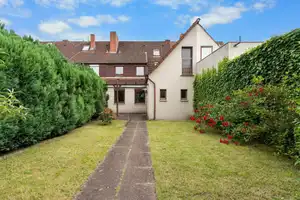 Bremen - Arbergen: Familienfreundliches Reihenmittelhaus in bevorzugter Wohnlage mit Garten – Bremen – Vorschaubild 2