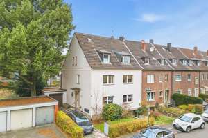 Gepflegtes Dreifamilienhaus in ansprechender Lage – Die vollständige Adresse der Immobilie erhältst du vom Anbieter., 40468 Derendorf, Düsseldorf – Vorschaubild 24