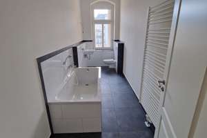 Property thumbnail 12