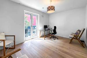 Exklusives Wohnen nahe der Königsallee – stilvolle Wohnung mit Terrasse und Tiefgarage – Jahnstraße 1, 40215 Friedrichstadt, Düsseldorf – Vorschaubild 9