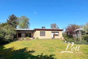 +++ Wohnen auf einer Ebene: Bungalow mit Garage und großem Garten in Ocholt +++ – Die vollständige Adresse der Immobilie erhältst du vom Anbieter., 26655 Westerstede – Vorschaubild 2