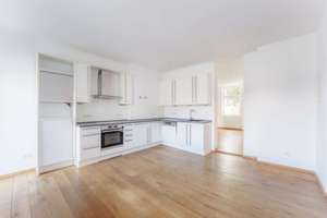 Charmante 3-Zimmer-Altbauwohnung im Herzen von Essen-Rüttenscheid – 45131 Rüttenscheid, Essen – Vorschaubild 1
