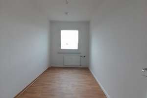 Schöne helle 3 Raum Wohnung mit Balkon in ruhiger Lage – Walter-Arnold-Str. 25, 1219 Strehlen, Dresden – Vorschaubild 7