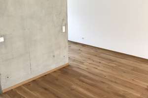 Modernes großzügiges Reihenmittelhaus mit Garten, Carport und Außenstellplatz – Hörenzhauser Straße 2a, 85386 Eching – Vorschaubild 13