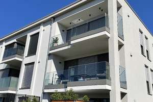 Moderne Obergeschosswohnung in den Springbach Höfen mit Küche
