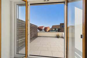 Familienglück im Zentrum – Modernes Stadthaus mit 6 Zi., Terrasse & Dachbalkon | Reutlingen – Die vollständige Adresse der Immobilie erhältst du vom Anbieter., 72764 Reutlingen-Mitte, Reutlingen – Vorschaubild 18
