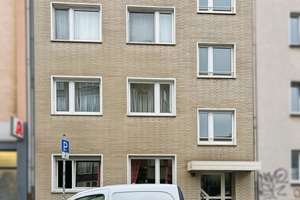 Möblierte 3-Zimmer-Eigentumswohnung in sehr zentraler Lage des Duisburger-Dellviertels