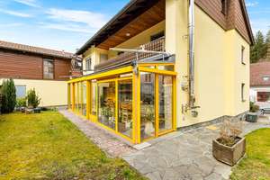 Gepflegtes Einfamilienwohnhaus mit Wintergarten, separatem Jugendstudio und großzügigem Grundstück – Die vollständige Adresse der Immobilie erhältst du vom Anbieter., 93128 Regenstauf – Vorschaubild 4