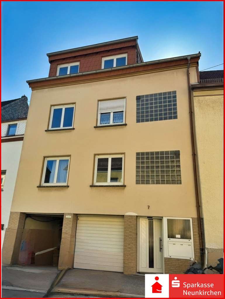 Immobilie in Neunkirchen - Gepflegtes Mehrfamilienhaus - Bild 0