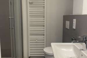 sanierte 1 Zimmer Wohnung mit EBK und Duschbad – Gerhardtstraße 2, 10557 Moabit, Berlin – Vorschaubild 3
