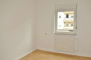 Krefeld - Nähe Forstwaldstr., frei nutzbare 3 Zimmer Erdgeschoss Wohnung, modernes Duschbad, Balkon – Die vollständige Adresse der Immobilie erhältst du vom Anbieter., 47804 Kempener Feld/Baackeshof, Krefeld – Vorschaubild 7